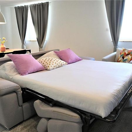 5 Mn Zenith Grande Halle Auvergne,Pied De Gergovie,Garage,Netflix Romagnat Bagian luar foto