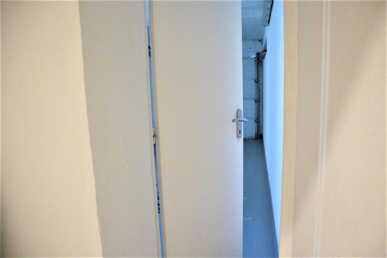 5 Mn Zenith Grande Halle Auvergne,Pied De Gergovie,Garage,Netflix Romagnat Bagian luar foto