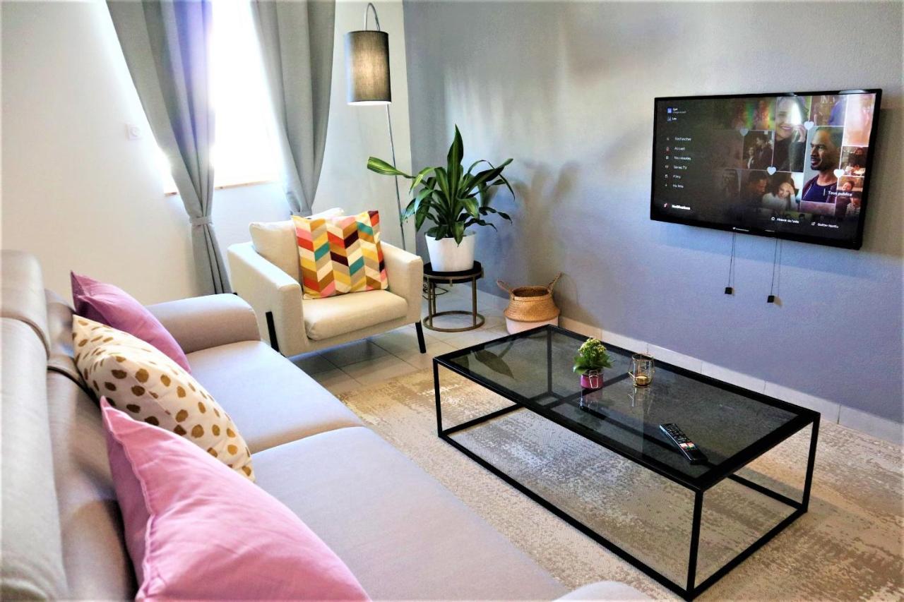 5 Mn Zenith Grande Halle Auvergne,Pied De Gergovie,Garage,Netflix Romagnat Bagian luar foto